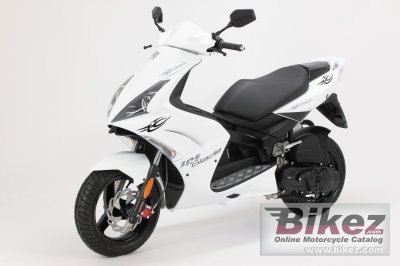 2010 Peugeot Jet Ice Blade photo